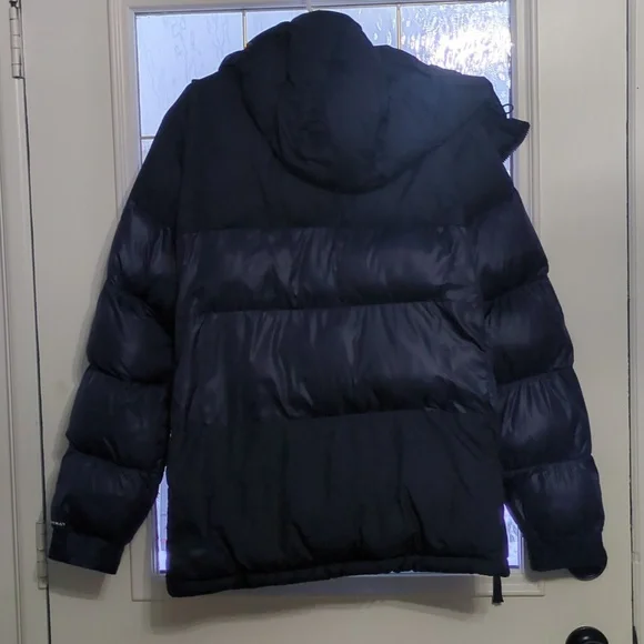 Columbia Women's Puffer Jacket - Picture 5 of 5